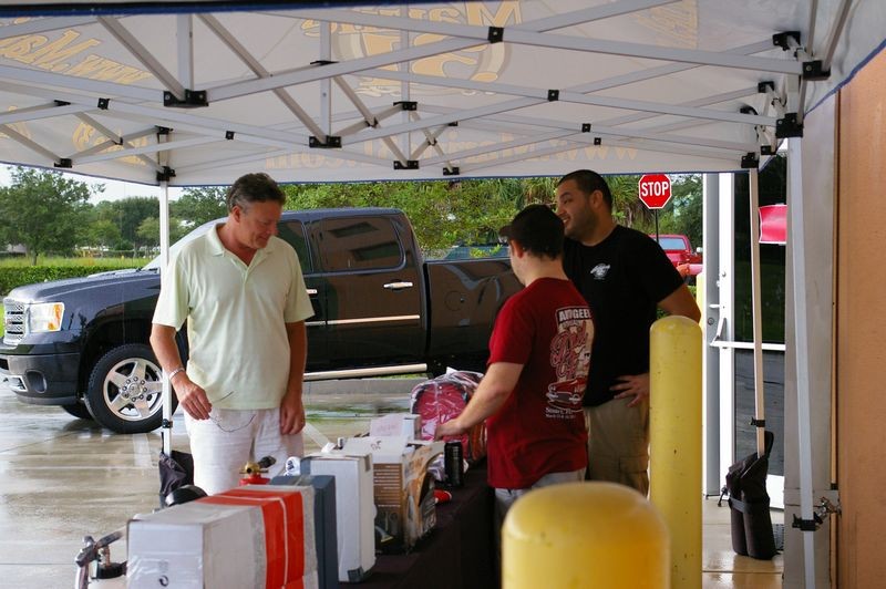Autogeeks Cars and Coffee with Mike Phillips