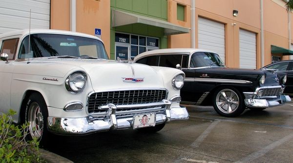 Autogeeks Cars and Coffee with Mike Phillips