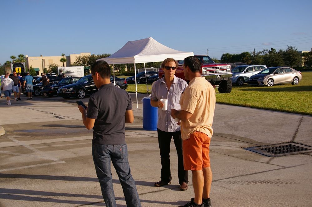 Autogeeks Cars and Coffee with Mike Phillips