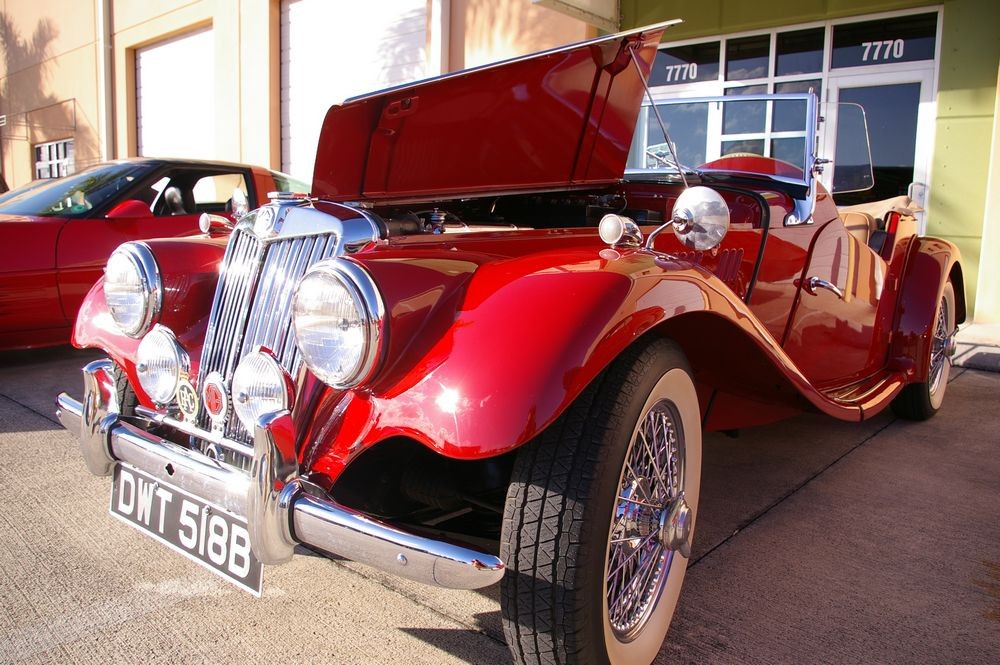 Autogeeks Cars and Coffee with Mike Phillips
