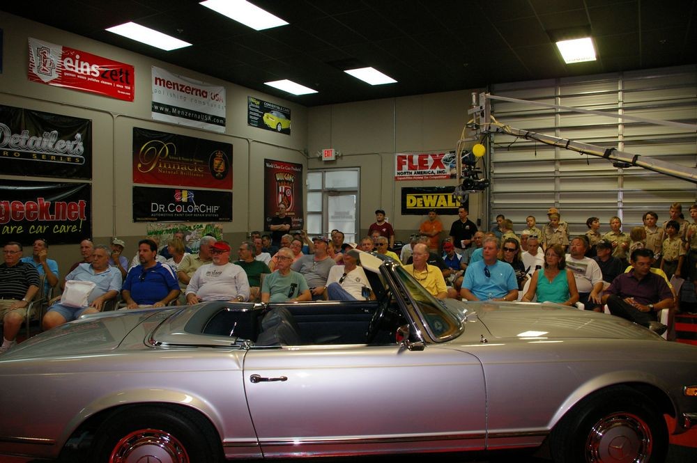 Autogeeks Cars and Coffee with Mike Phillips