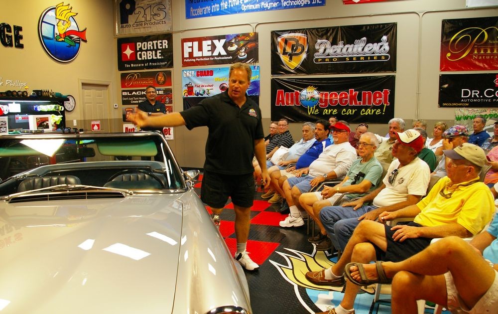 Autogeeks Cars and Coffee with Mike Phillips