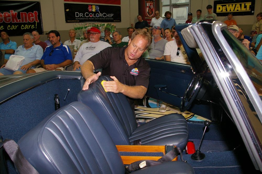 Autogeeks Cars and Coffee with Mike Phillips