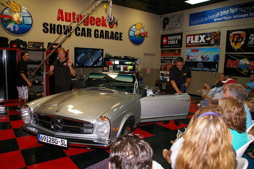 Autogeeks Cars and Coffee with Mike Phillips