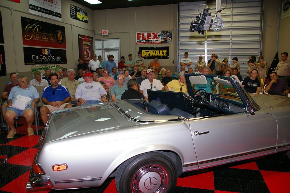 Autogeeks Cars and Coffee with Mike Phillips