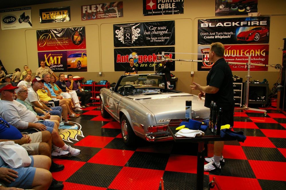 Autogeeks Cars and Coffee with Mike Phillips