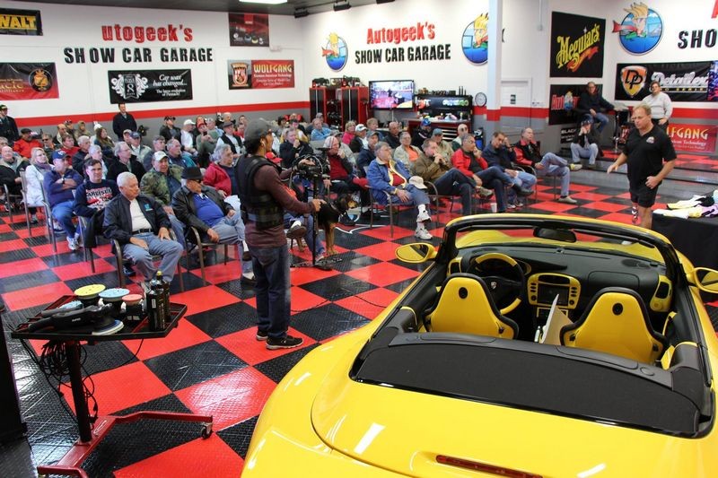 Autogeeks Cars and Coffee with Mike Phillips