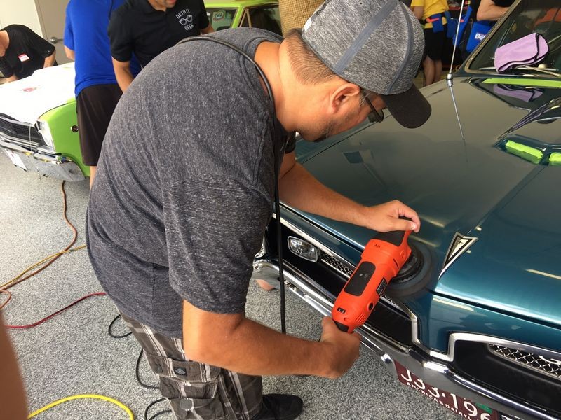 Autogeeks Roadshow Detailing Class in Oconomowoc Wisconsin