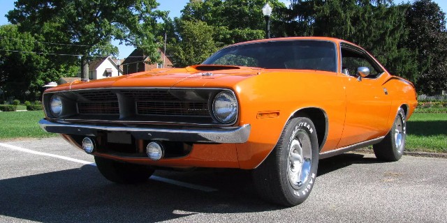 Bad Ass Cuda getting coated with Gtechniq Crystal Serum