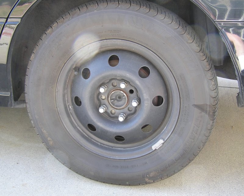 Before-99CamryLRWheel