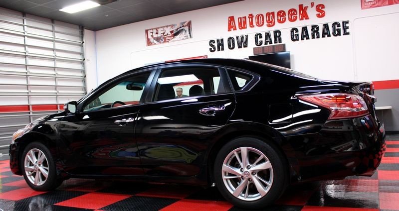 Black BMW Z3 and Black Nissan Altima Detailing Black Paint