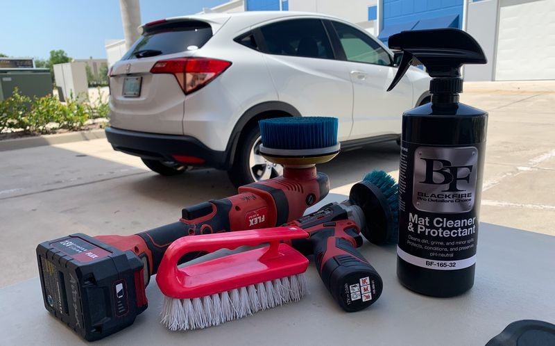 BLACKFIRE Mat Cleaner and Protectant
