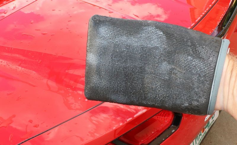 BLACKFIRE Synthetic Clay Mitt Cleaner