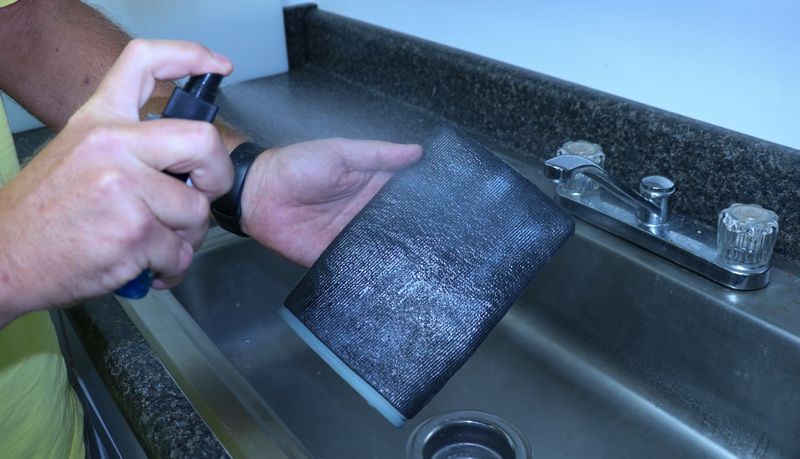 BLACKFIRE Synthetic Clay Mitt Cleaner