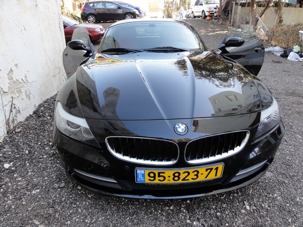 BMW Z 4 by Sharkpolitur