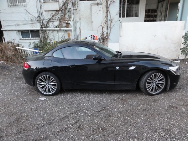 BMW Z 4 by Sharkpolitur