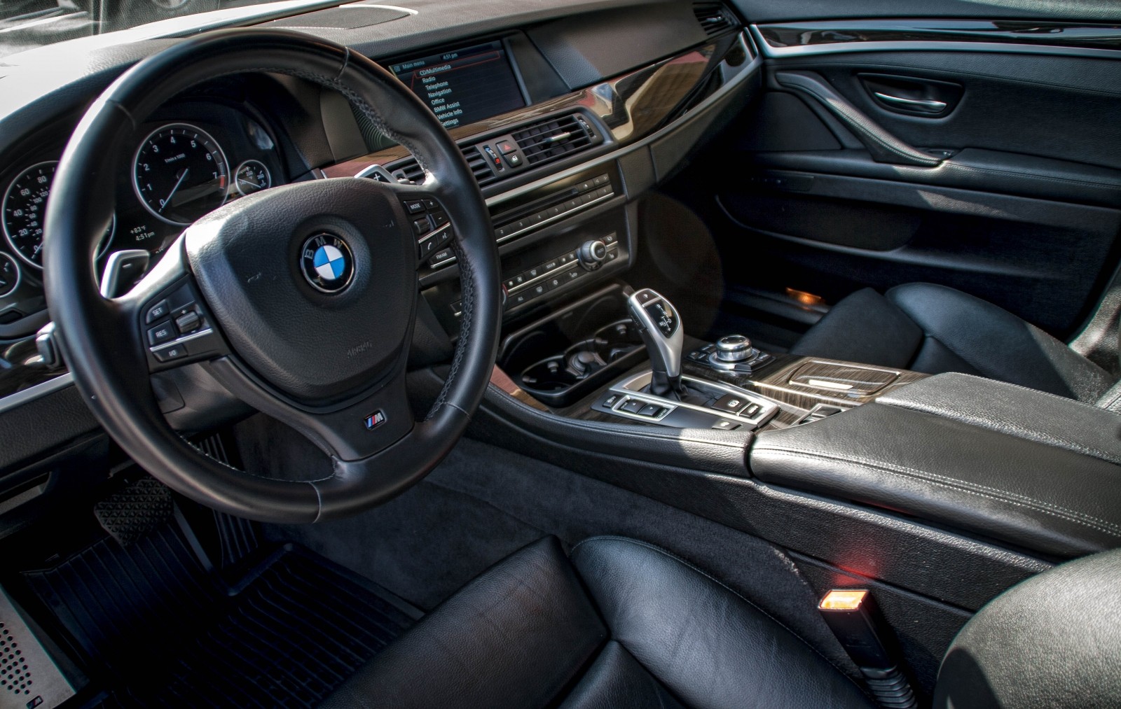 bmw_white-7