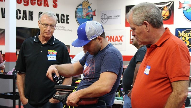 Boat Detailing Classes with Mike Phillips at Autogeek.com
