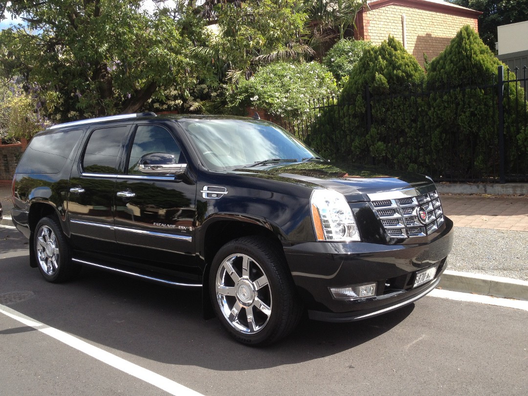 cadillac_escalade_3