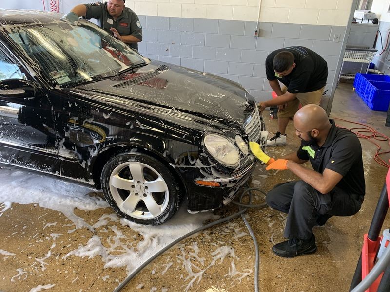 Car Detailing Classes Learn to Detail Cars
