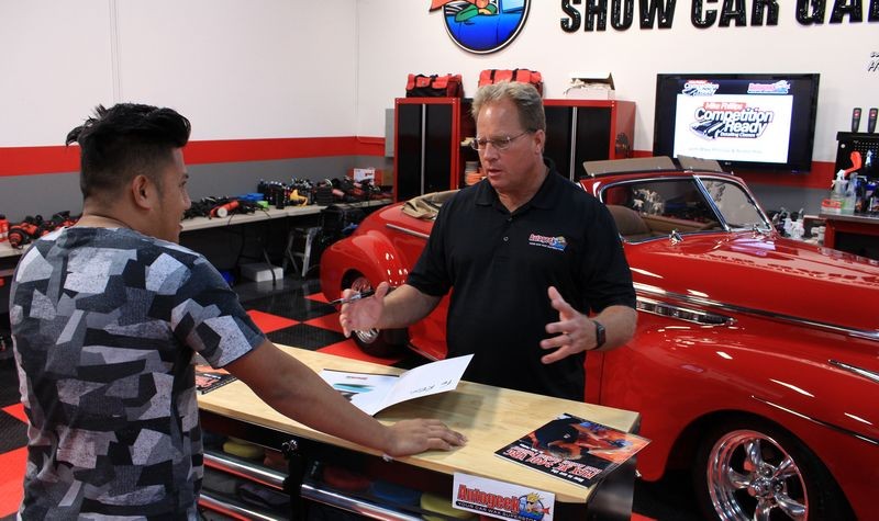 Car Detailing Classes with Mike Phillips at Autogeek