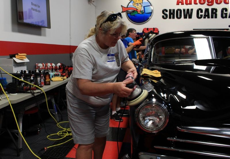 Car Detailing Classes with Mike Phillips at Autogeek