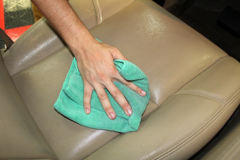 Carhartt SeatSaver Review - GMC Sierra Denali HD