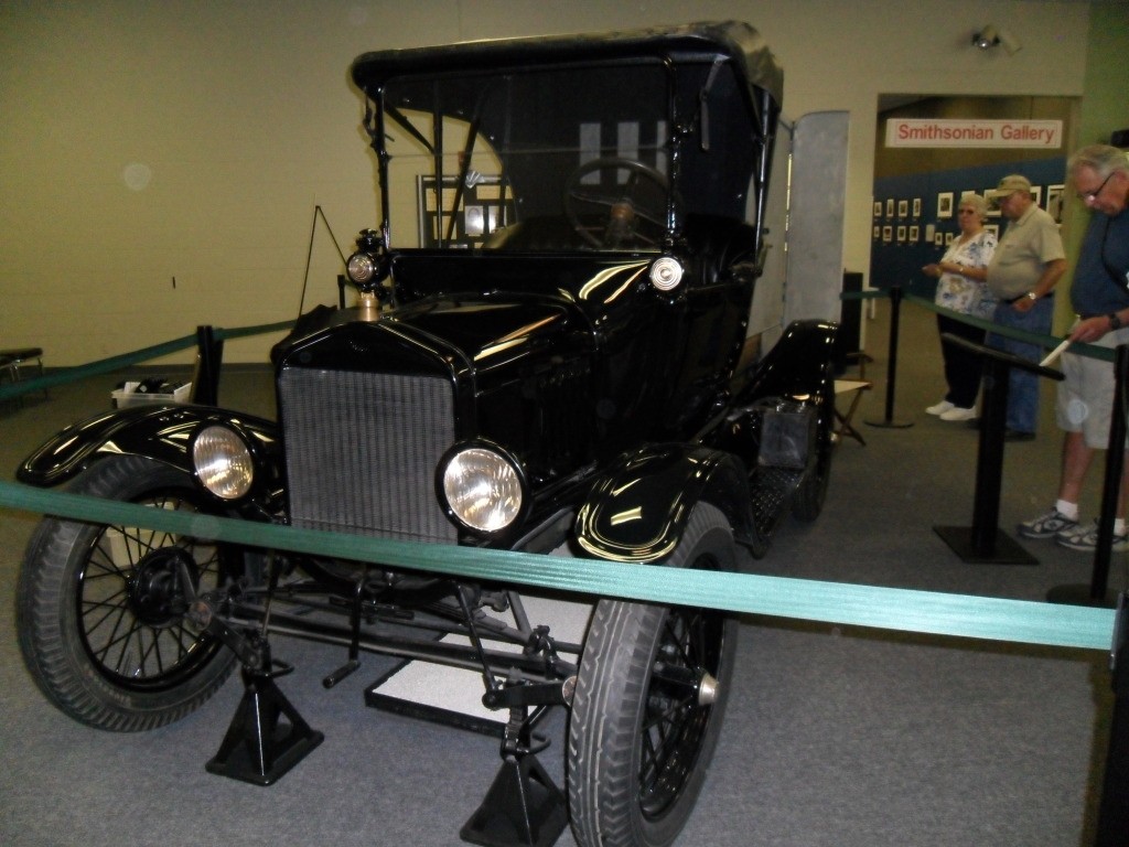 CarShow25