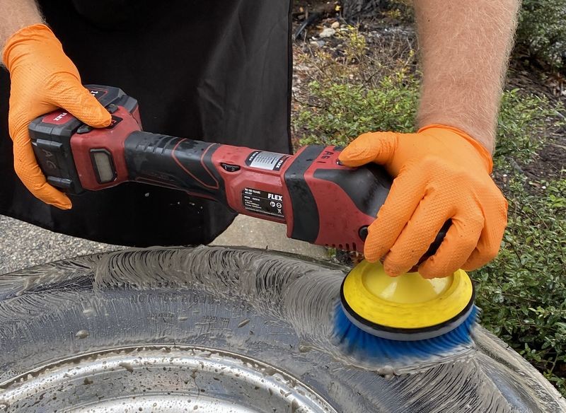 Ceramic Tire Coating Dressing Machine Scrubbing FLEX Mike Phillips