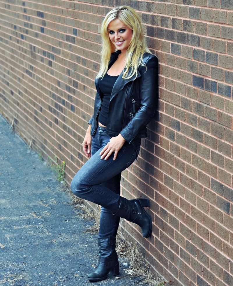 Christie Lee from All Girls Garage at Autogeek