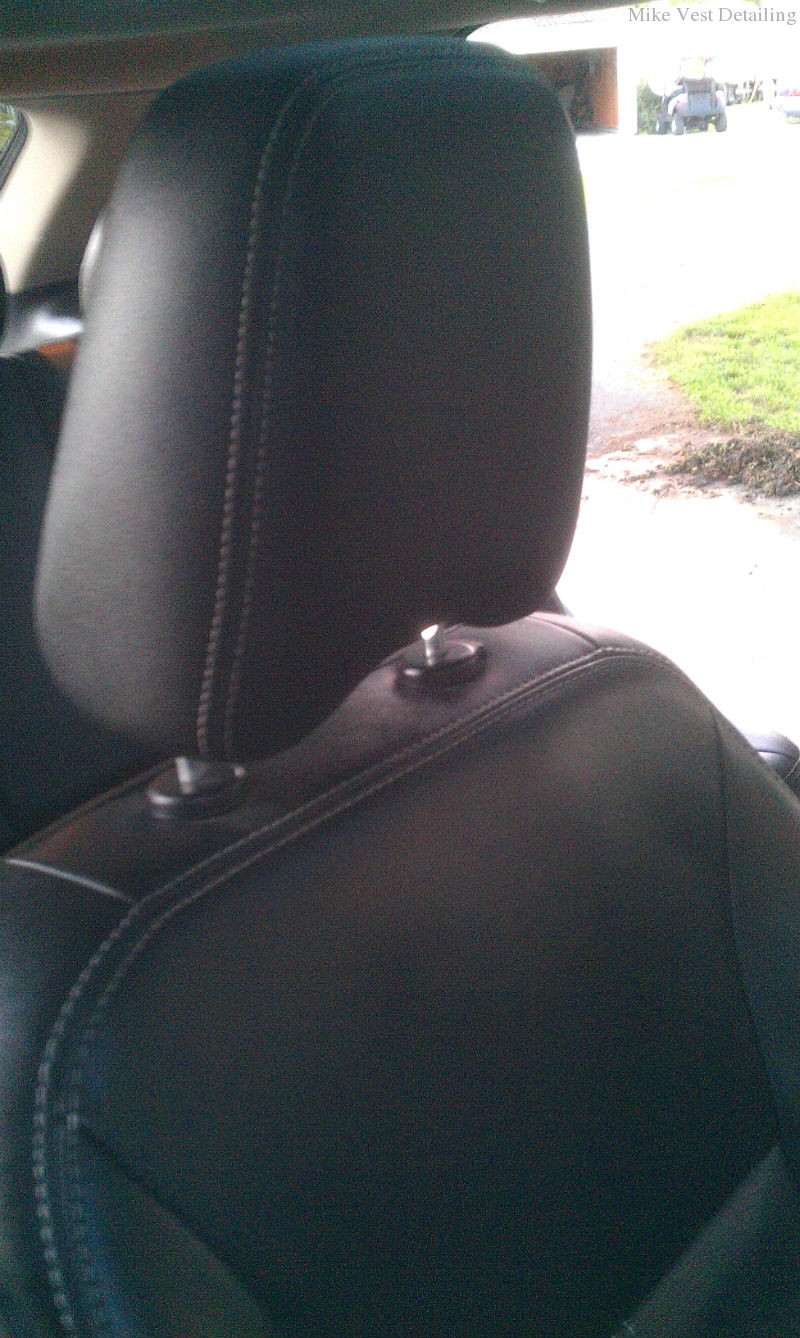 Clean Leather Passenger Seat 3