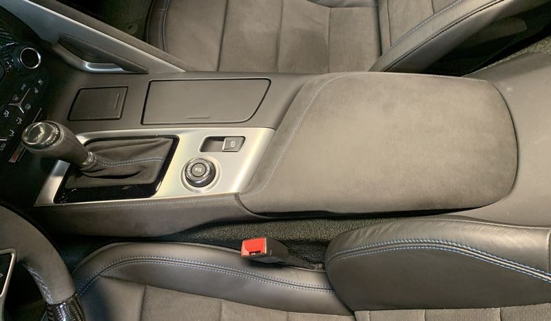 Clean Protect Alcantara Microsuede Velour Mike Phillips