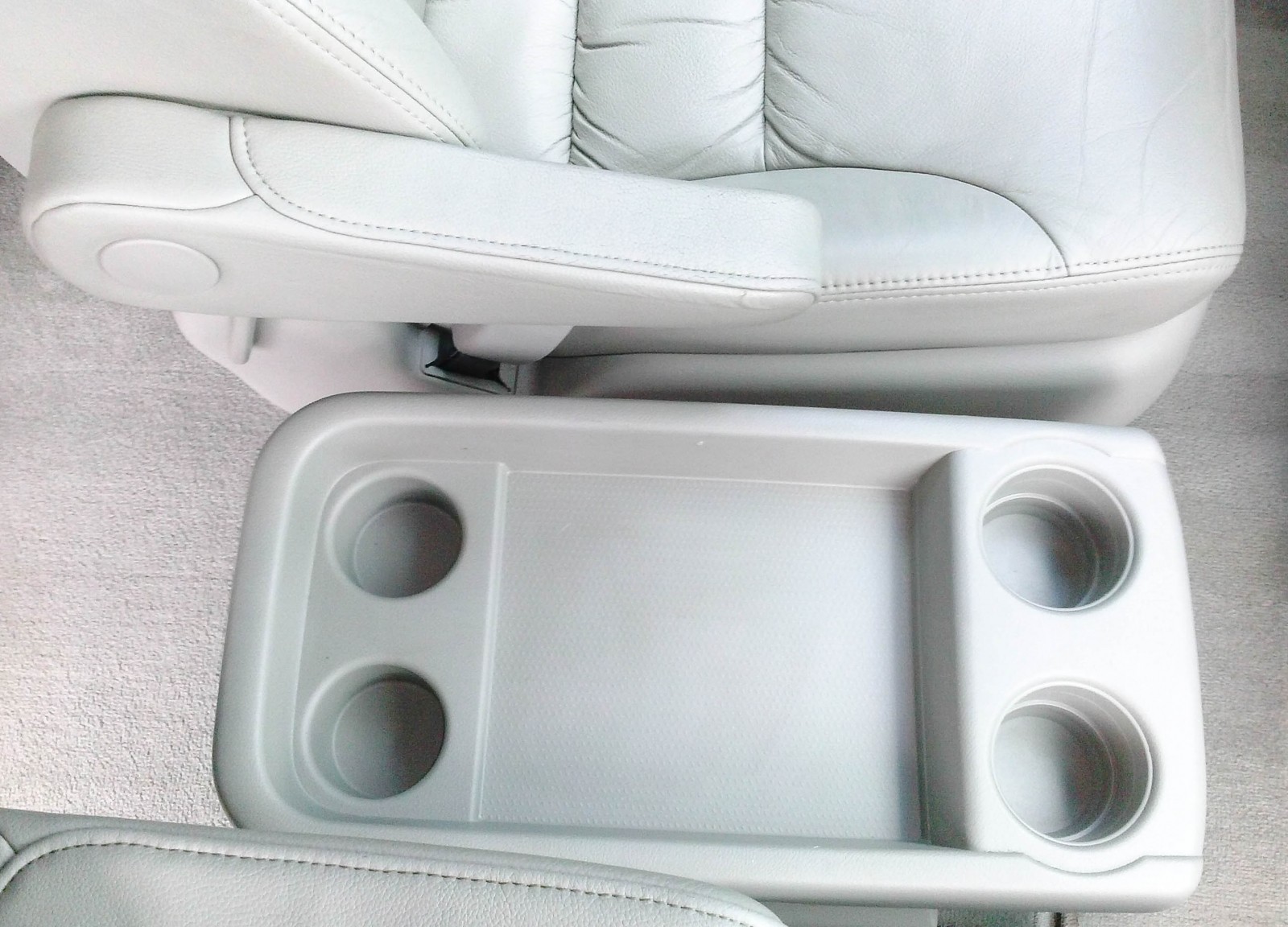 clean_cupholder