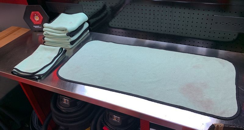 Cobra Supreme Guzzler Waffle Weave Towels 20 x 40 inches