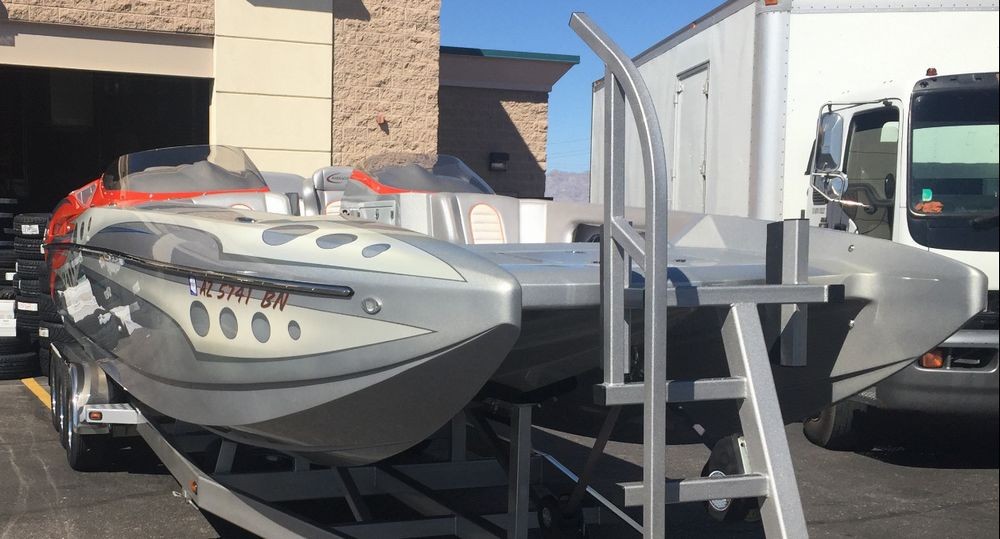 Defect in gelcoat on boat mike phillips