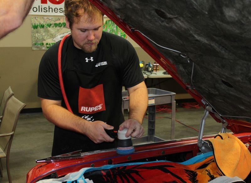 Detailing Classes at Autogeek with Mike Phillips