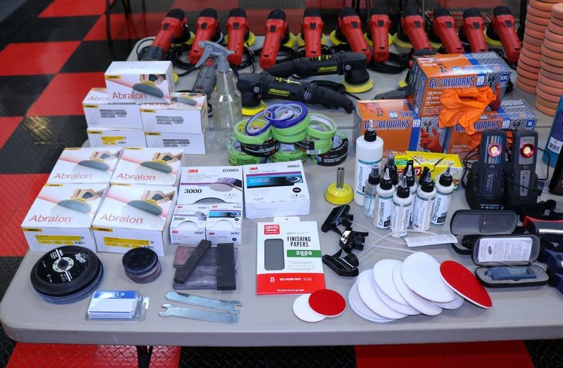 Detailing Classes Learn to detail cars with Mike Phillips at Autogeek