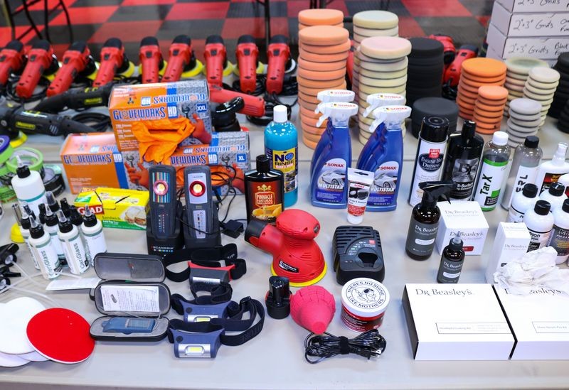 Detailing Classes Learn to detail cars with Mike Phillips at Autogeek