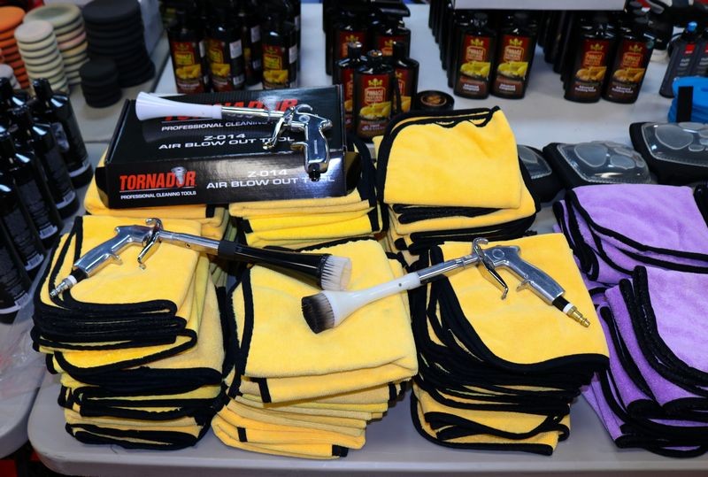 Detailing Classes Learn to detail cars with Mike Phillips at Autogeek