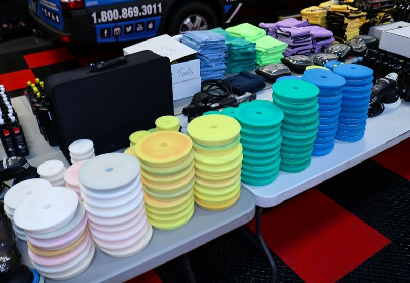 Detailing Classes Learn to detail cars with Mike Phillips at Autogeek