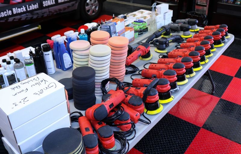 Detailing Classes Learn to detail cars with Mike Phillips at Autogeek