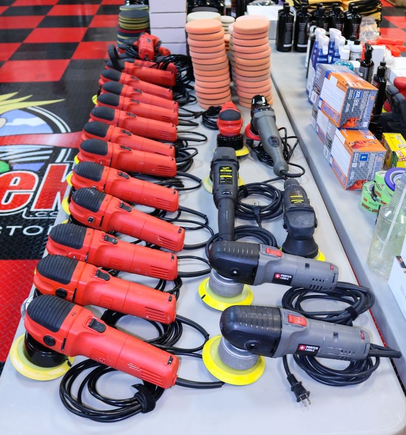 Detailing Classes Learn to detail cars with Mike Phillips at Autogeek
