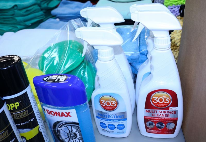 Detailing Classes Learn to detail cars with Mike Phillips at Autogeek