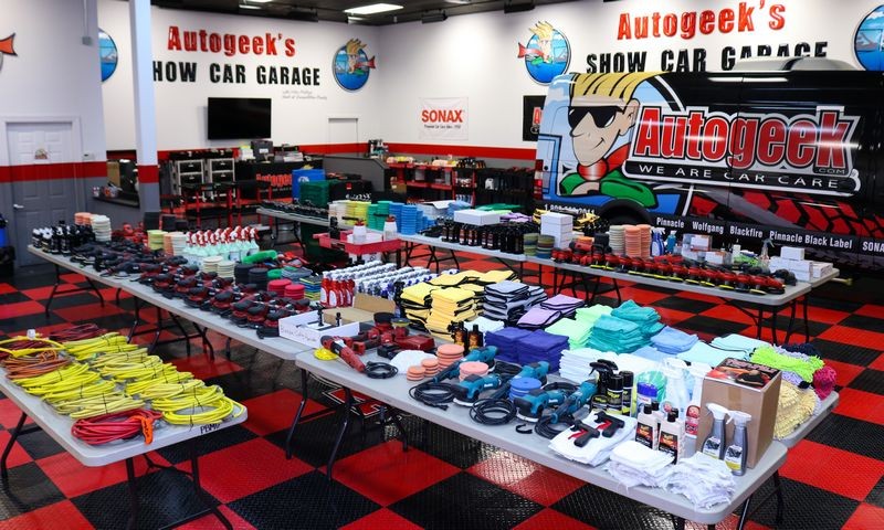 Detailing Classes Learn to detail cars with Mike Phillips at Autogeek
