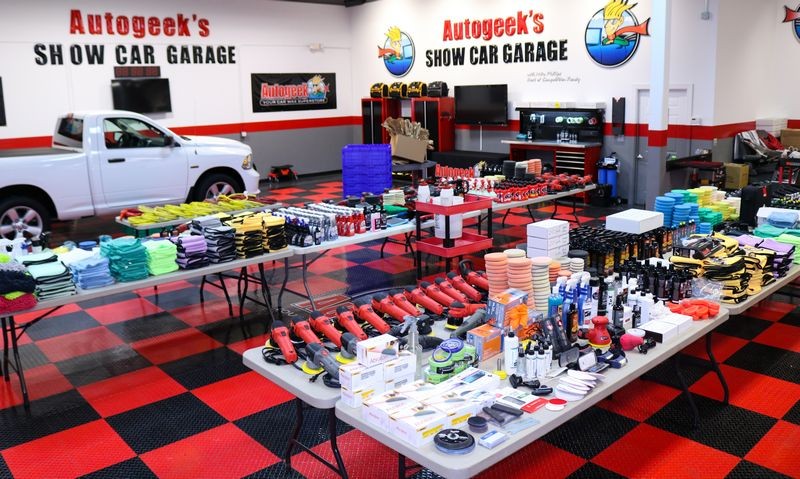 Detailing Classes Learn to detail cars with Mike Phillips at Autogeek