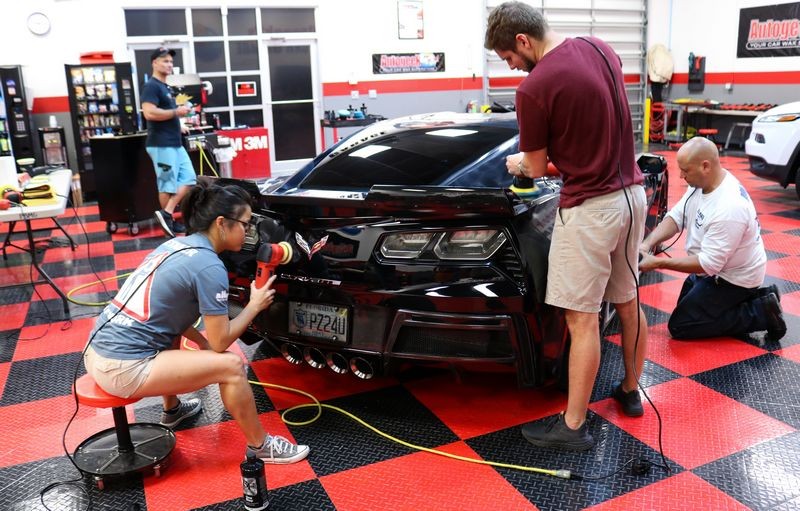 Detailing Classes with Mike Phillips at Autogeek
