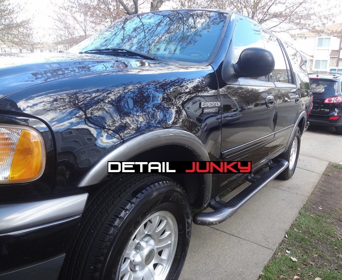 DetailJunky 2001 Expedition