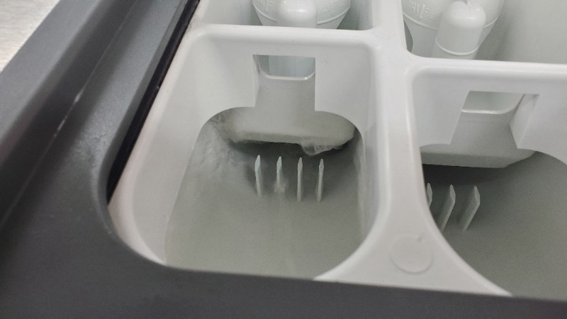 Detergent_Dispenser_Flushing_Water