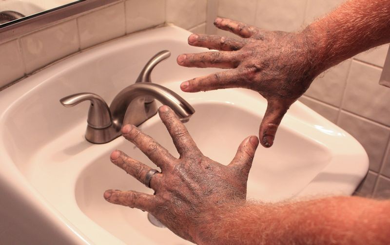 Dirt Cop Hand Cleaner Review by Mike Phillips Autogeek