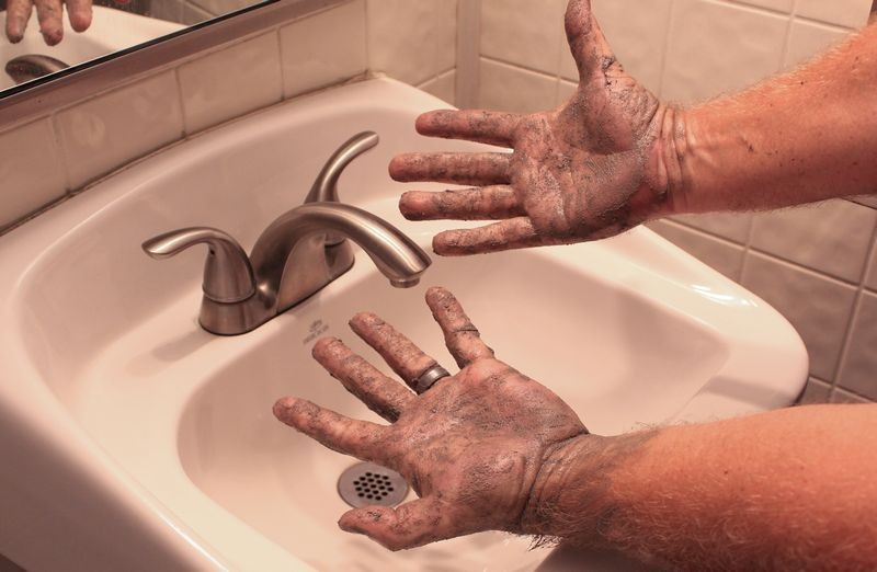 Dirt Cop Hand Cleaner Review by Mike Phillips Autogeek